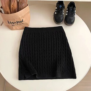 日韩系复古简约松紧腰麻花毛线针织短裙女秋冬外穿百搭包臀半身裙