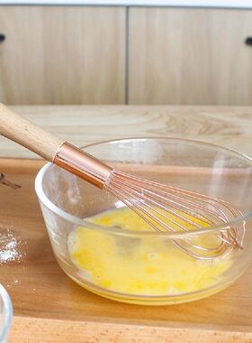 Egg Beater Blender Manual Stainless Steel Kitchen Whisk