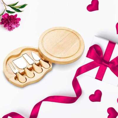 Rubber wood cheese board cheese pizza cutting plate set with