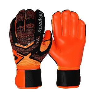 1 Pair New Design Professional Soccer Goalkeeper Gloves