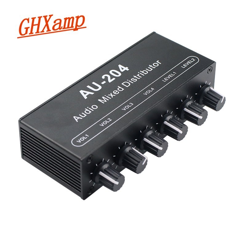 Stereo Mixer audio (2 input 4 output) Push four headphones