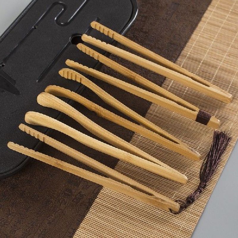 1 Pc Wooden Cooking Kitchen Tongs Food BBQ Tool Salad Bacon