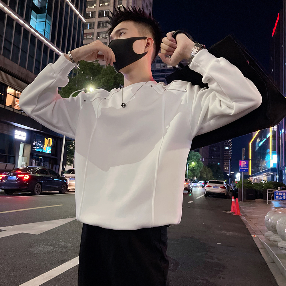 白色