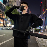 黑色