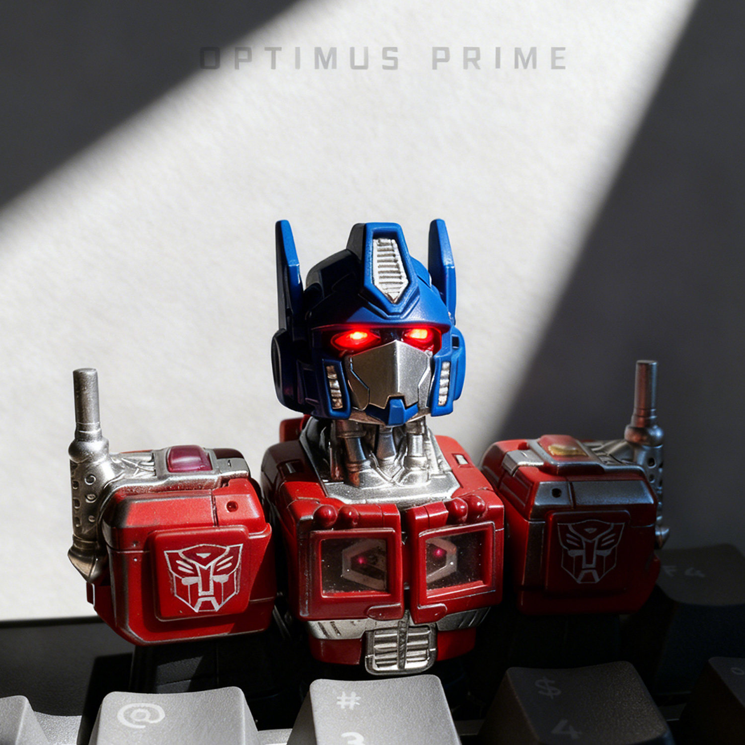 红异端高达擎天柱键帽独角兽高达键帽创意键帽 机械键盘透光键帽