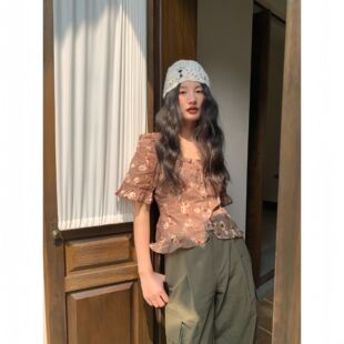 NEWOPEN 碎花衬衫 诠释美 25夏法式 方领上衣 复古棉麻修身 短袖