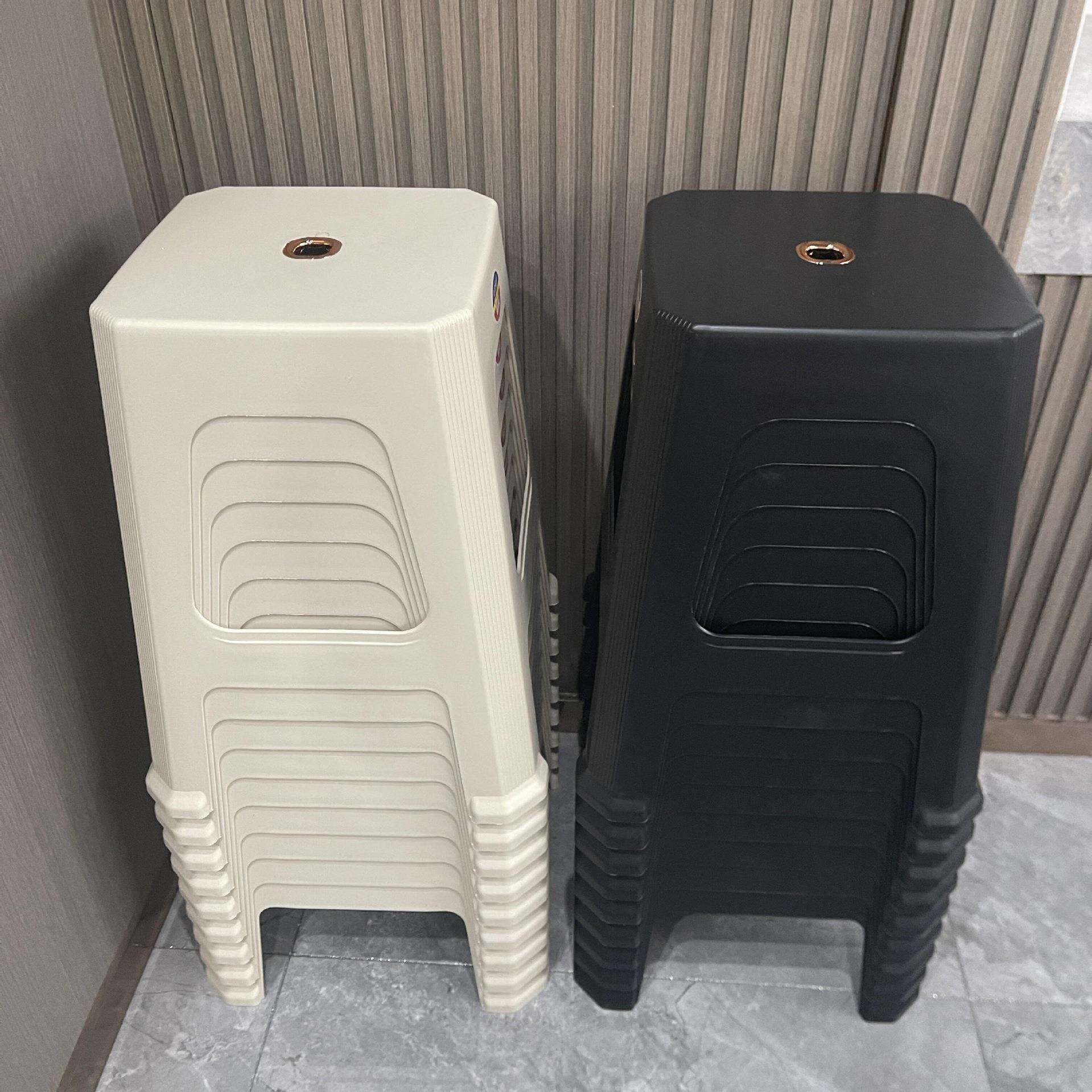 塑料凳子奶油风家居加厚成人胶板凳北欧中式成人踩脚凳可叠放备用