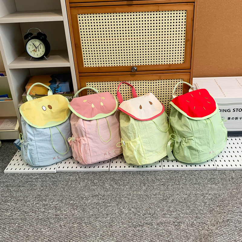 新款儿童撞色双肩包16