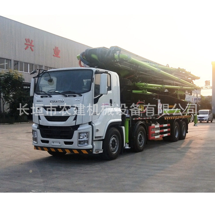 农建机械泵车 重汽汕德卡58米混凝土泵车
