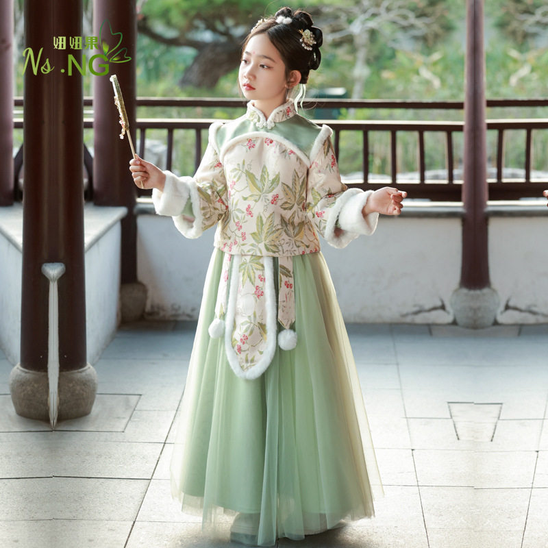 汉服女童拜年服加厚洋气套装儿童中国风刺绣唐装加绒旗袍棉服冬季