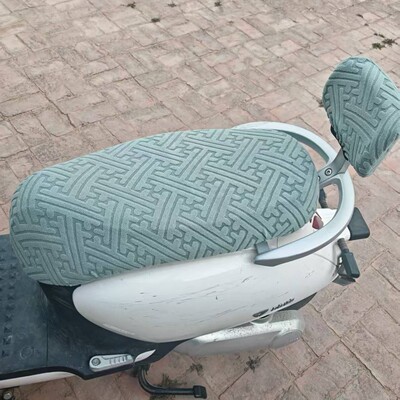 新款弹力防烫电动车坐垫套电瓶车踏板摩托车防晒四季防滑
