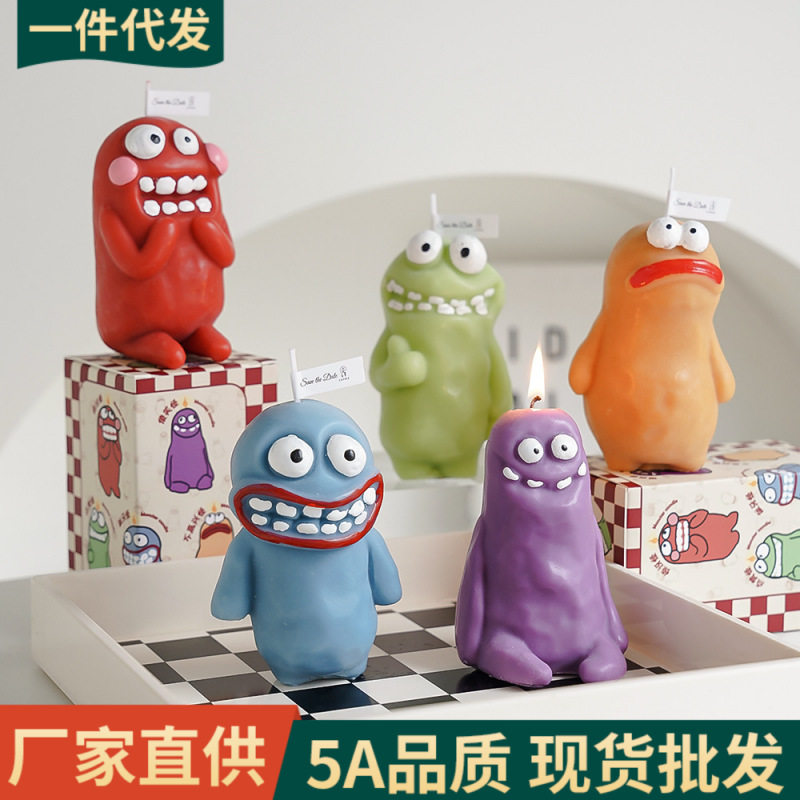 泥土人怪兽创意香薰蜡烛