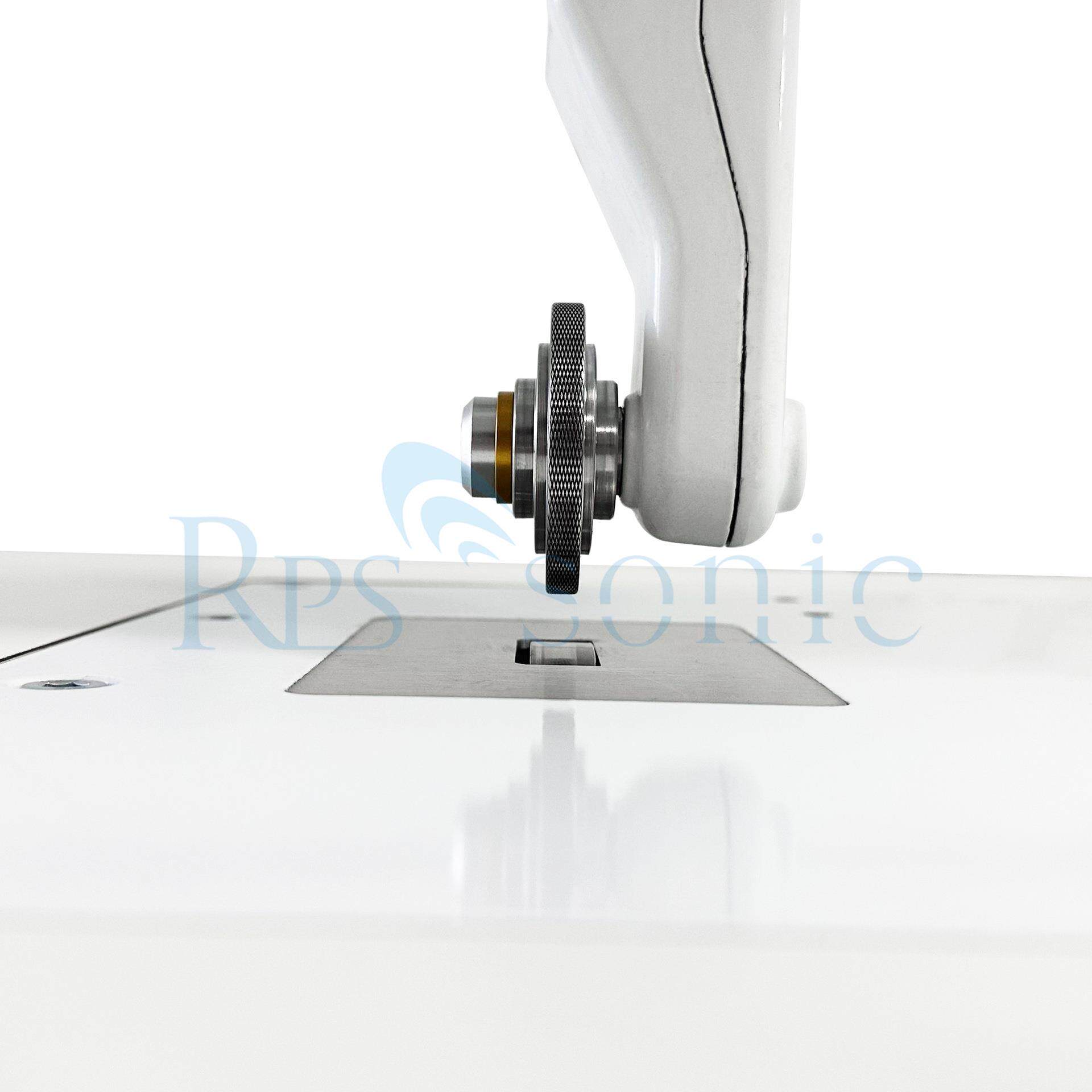 雨衣超声波缝合波机 雨衣超声波焊接机 P合VC超声缝机PV881C接焊