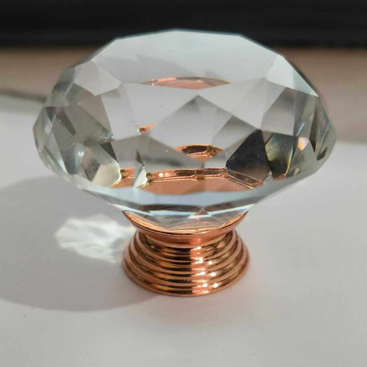 新款直销源头现货供应家具抽屉橱柜门把手单孔40MM水晶钻石形拉手,基础建材,小拉手,淘宝优惠券,粉丝福利购,淘宝优惠卷