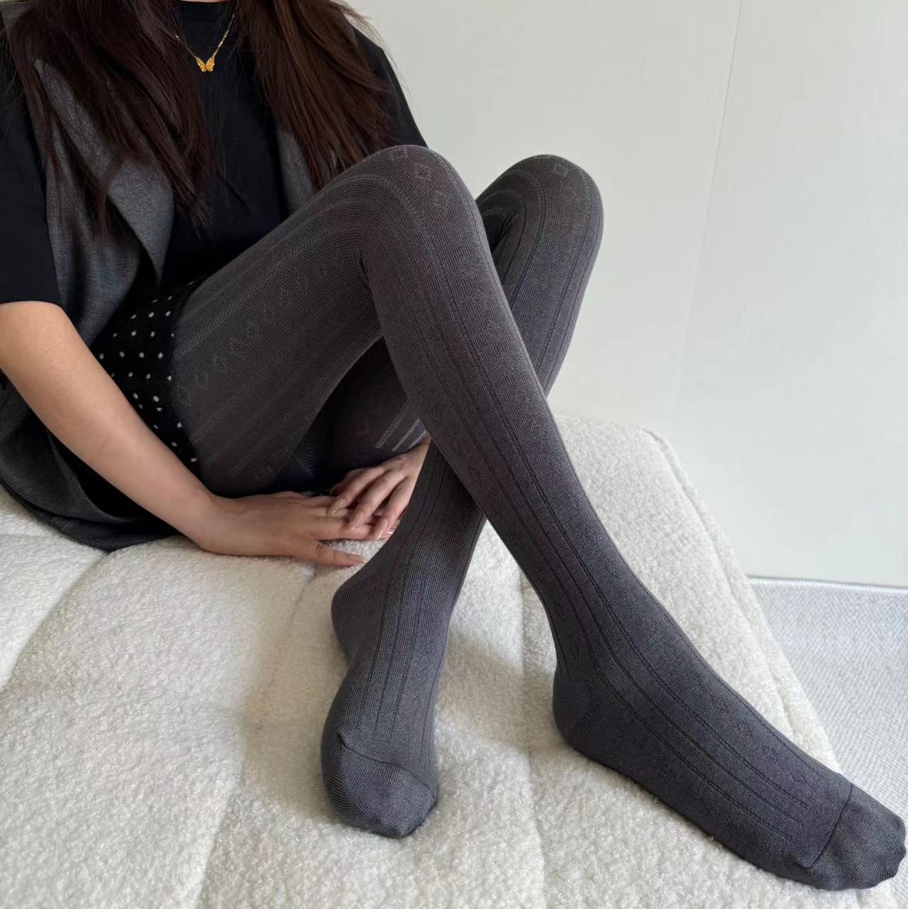 秋冬小香风超柔品质针织竖纹镂空菱格保暖打底连裤袜女士温柔袜裤