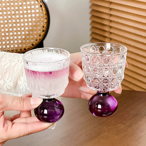 创意十足设计感紫色圆底玻璃杯