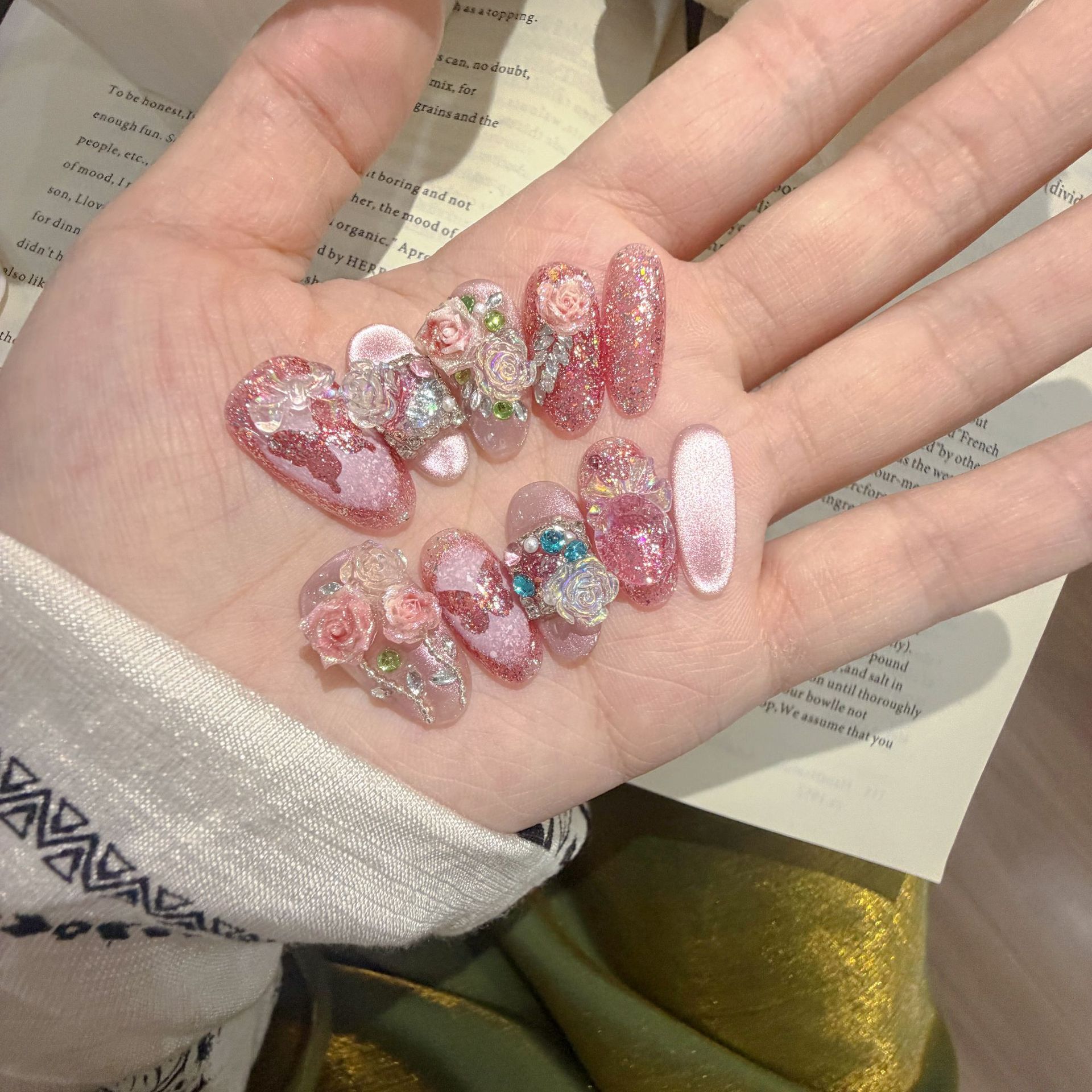 手工穿戴甲猫眼仿真雕花