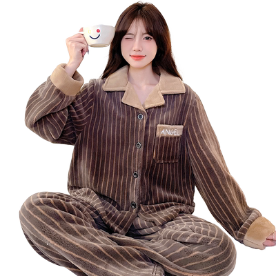 女士珊瑚绒新款睡衣套装