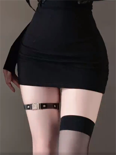 zoozmomo暗黑朋克腿带皮质腿链JK大腿部装饰颈带卡扣颈链女锁骨链 - 封面