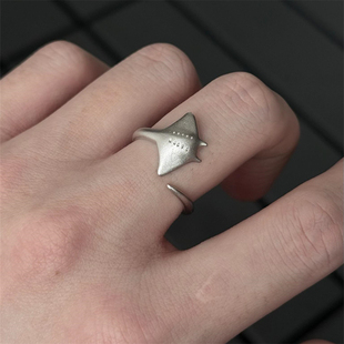 zoozmomo银色蝠鲼魔鬼鱼开口戒可调节戒指女小众独特设计食指戒潮