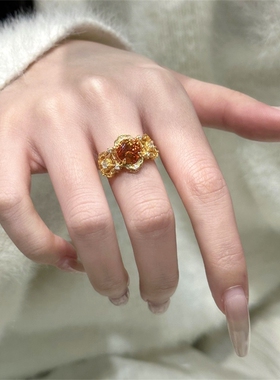 轻奢彩宝戒指女设计感