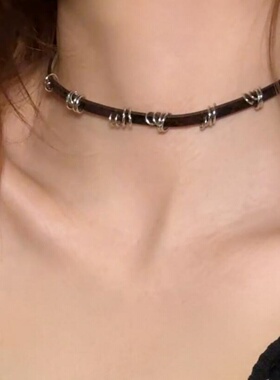 千禧辣妹裂纹皮质choker项圈女