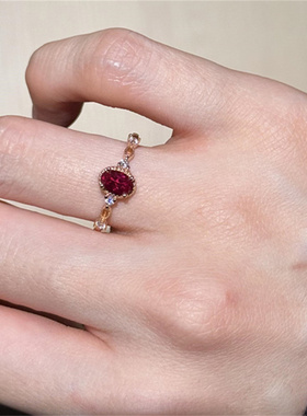 鸽血红椭圆闪钻戒指女