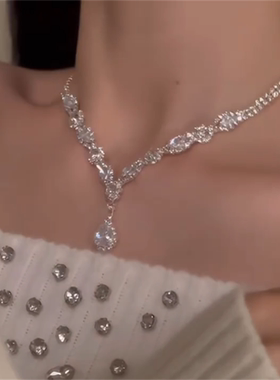 超闪水滴锆石项链耳环套装