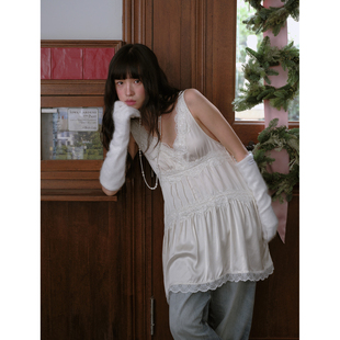 蕾丝花边拼接叠搭上衣 韩版 DKZ 白色v领背心裙女秋冬新款