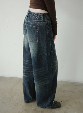 DKZ 深蓝色阔腿牛仔裤女秋冬宽松复古水洗撞钉设计长裤