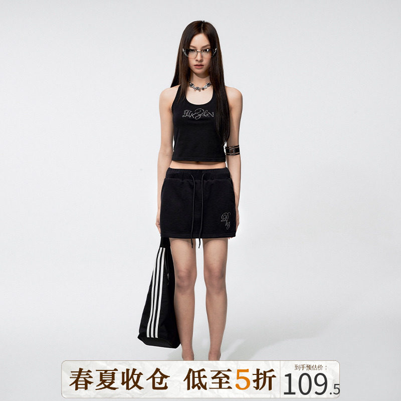 DKZ百搭显瘦带内衬防走光a字针织半身裙女设计感小众黑色短裙