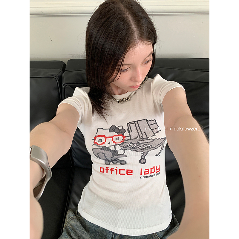 DKZ 原创恶搞像素kitty印花修身白色短袖t恤上衣