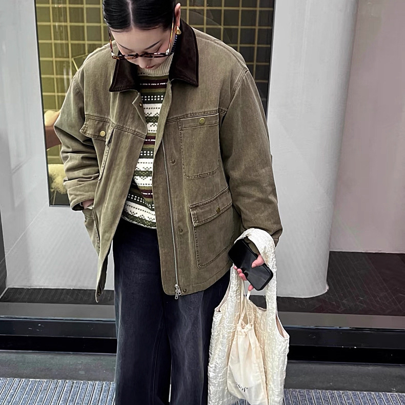 莓果风羽绒服外套砂洗工艺翻领撞色拼接夹克保暖羽绒服外套9237