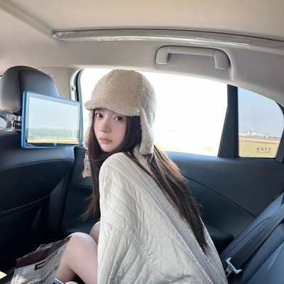 莓果小众圆领简约短款新国标90羽绒服(含90白鸭绒)251688-