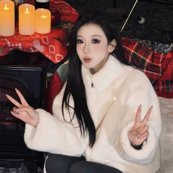 莓果冬上新法式复古立领毛绒拉链短外套含30羊毛YS22-Js42