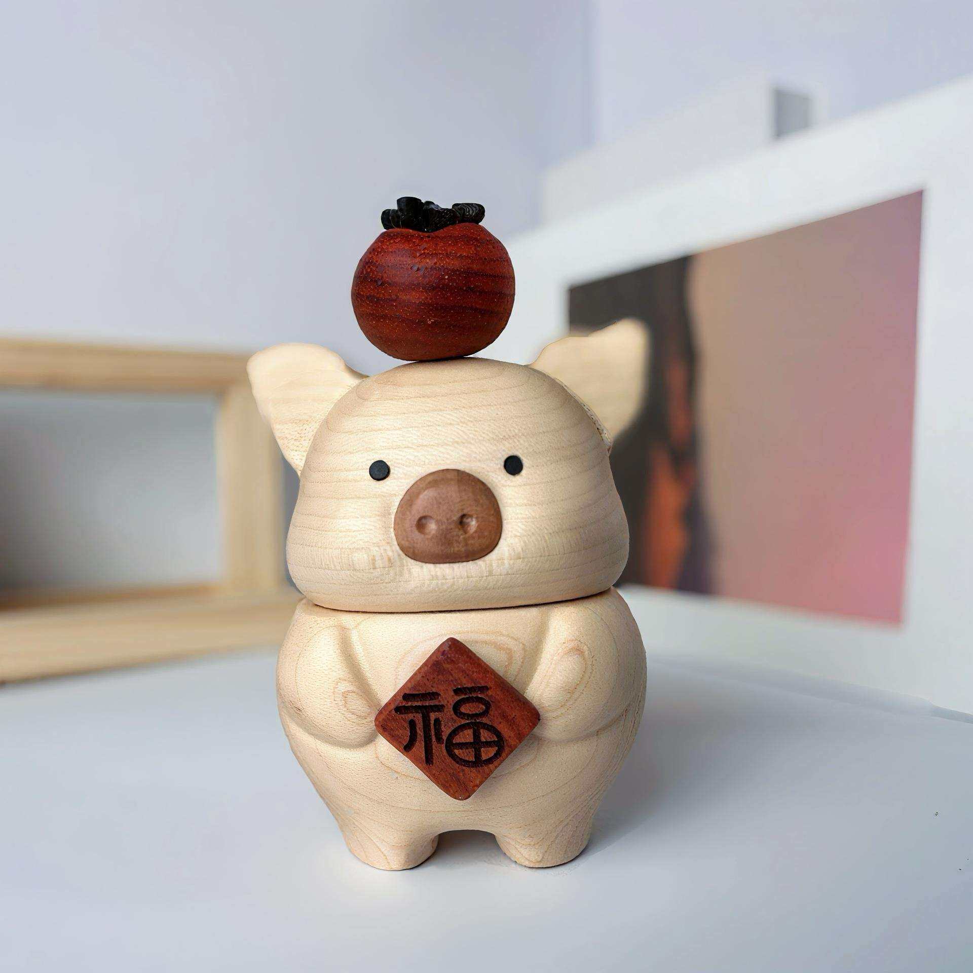 猪柿顺意牙签盒可爱木制摆件高颜值胡桃木质精致可爱卡通家用餐厅
