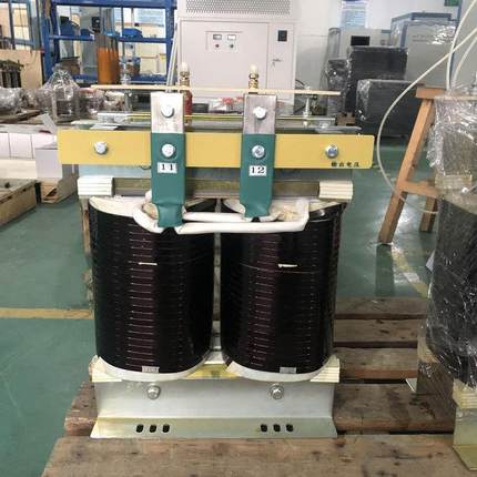 单相隔离干式变压器-30380变220127硅钼棒加热变压器