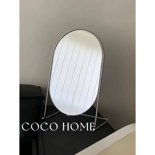 COCO 轻奢化妆镜卧室桌面铁艺学生宿舍梳妆镜子家用复古美妆镜 ·
