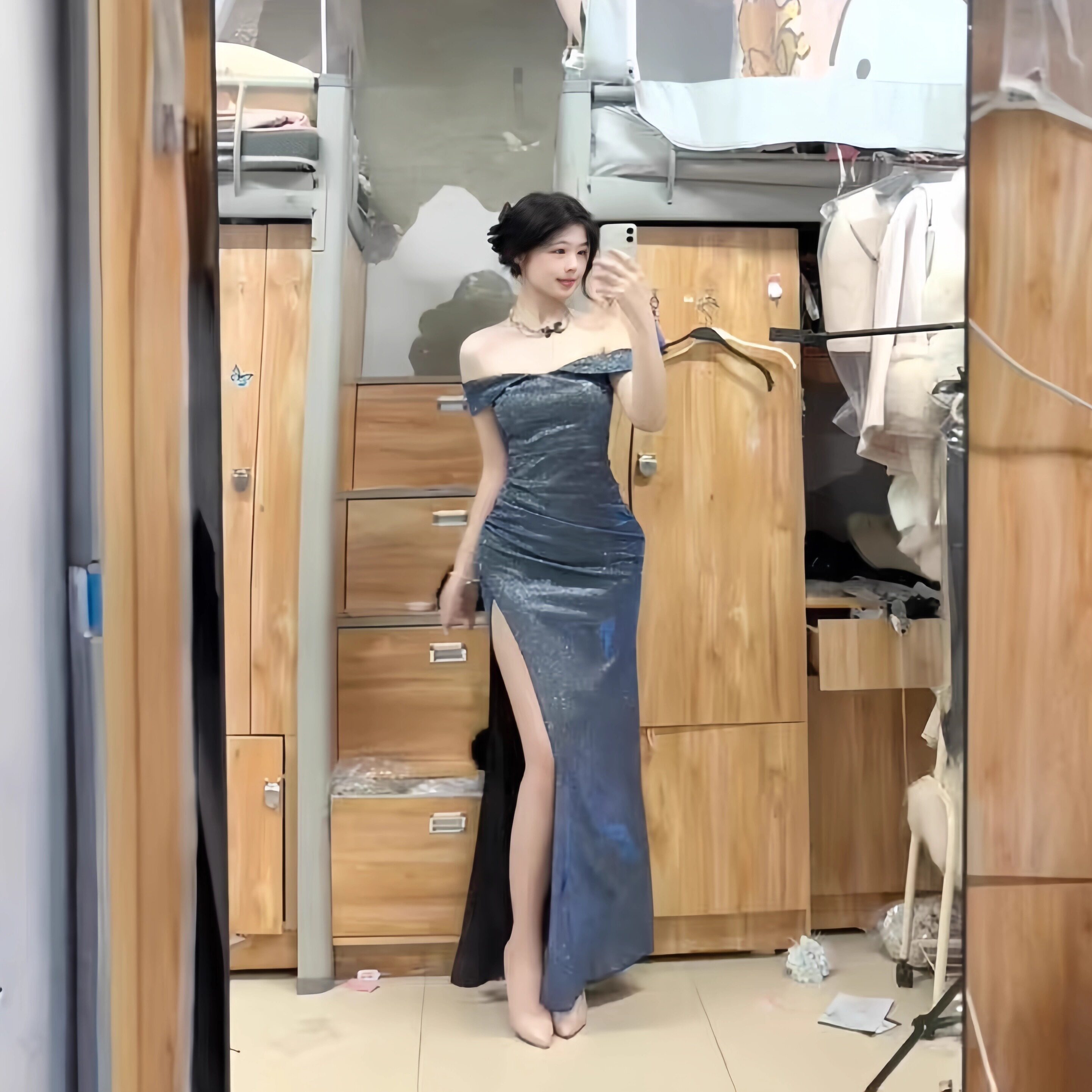 小可wiwi法式蓝色一字肩连衣裙女生日宴会成人礼礼服性感开叉长裙