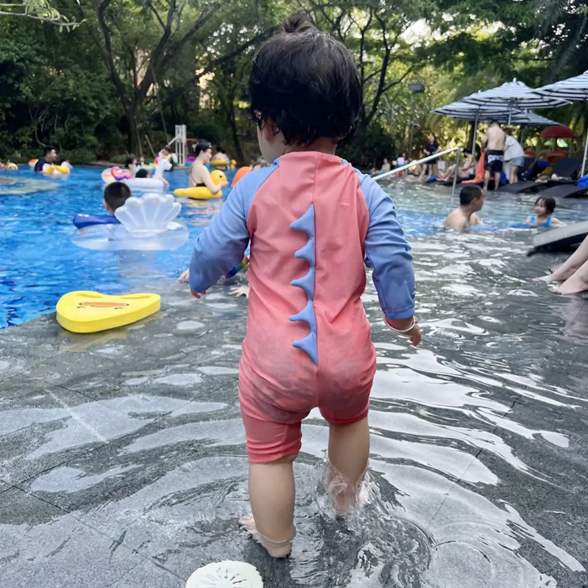 儿童泳衣男童女童连体恐龙角宝宝防晒冲浪服中小童孩子婴儿幼儿泳