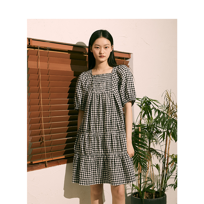 Basic House/百家好2021夏新韩风黑色格子连衣裙女B0082B50672 女装/女士精品 连衣裙 原图主图