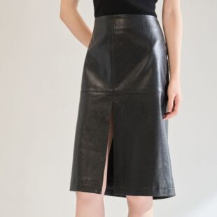 25秋新款肌理感油蜡半哑光十字分割开衩包臀中长皮裙半身裙22653