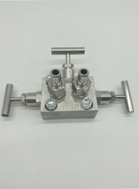 横河川仪/罗斯蒙特1/4NPT转换接头压力变送器接头支架配件