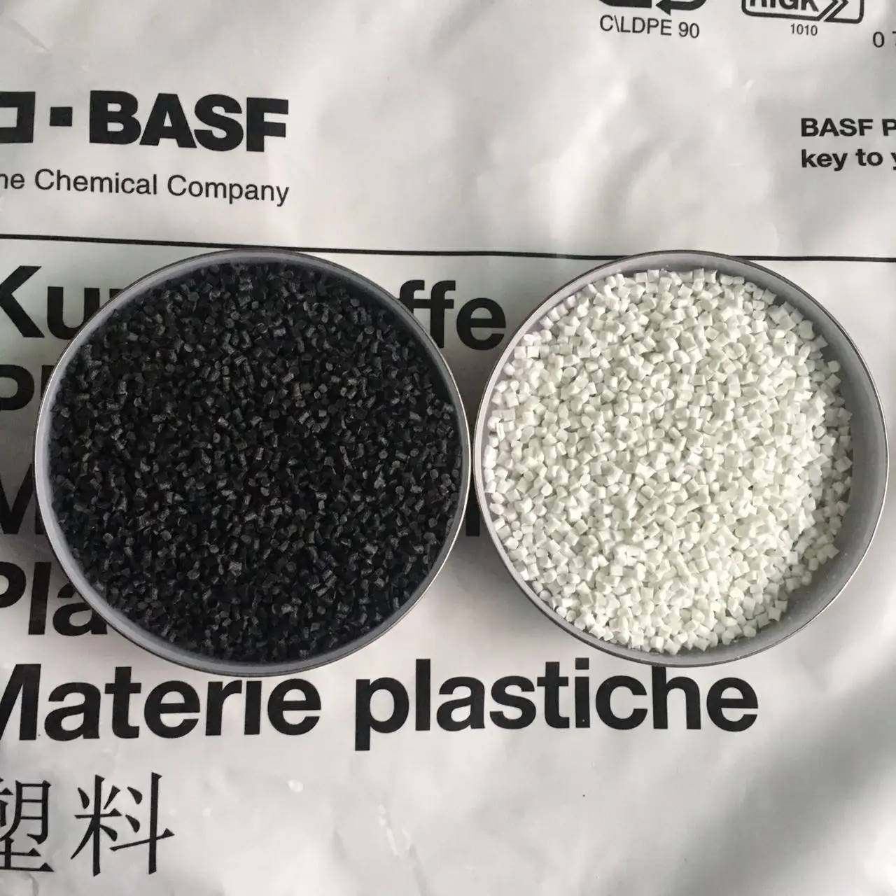 进口pbt德国巴斯夫b4520 b4500 b4300 b4406树脂外壳家电部件原料