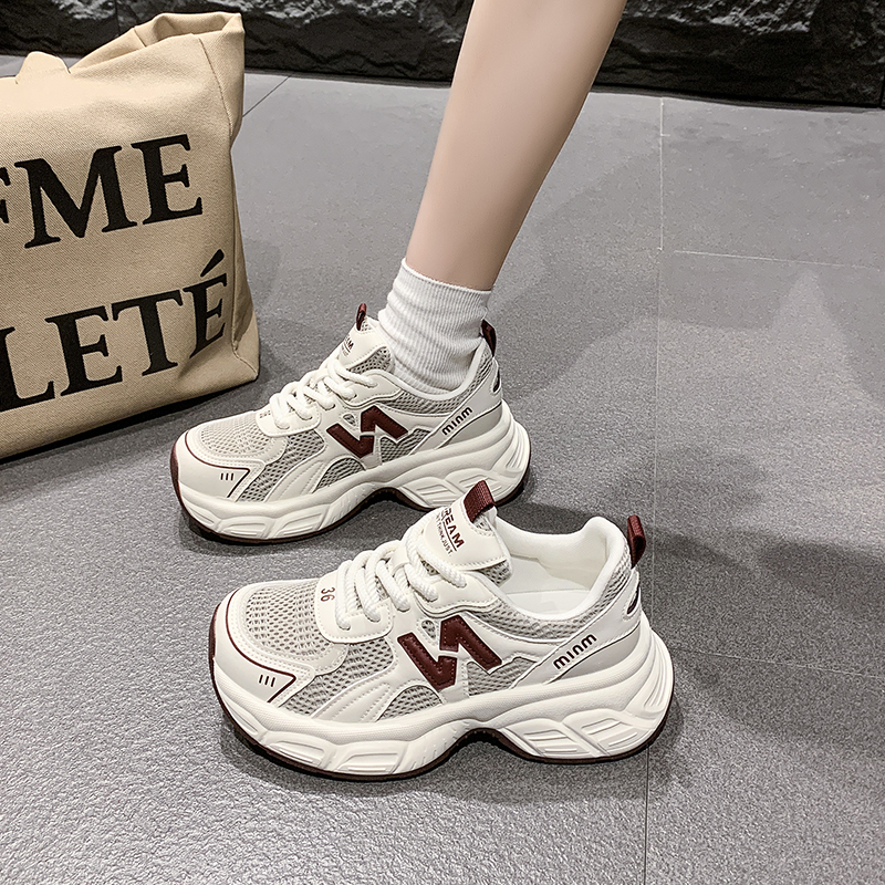 爆款软底轻便透气网面薄款老爹鞋