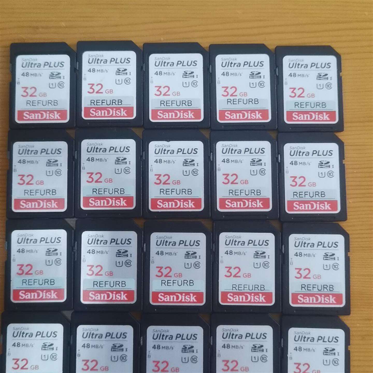 维修闪迪32GB SD卡，Ultra PLUS系列，48MB/s议价图片