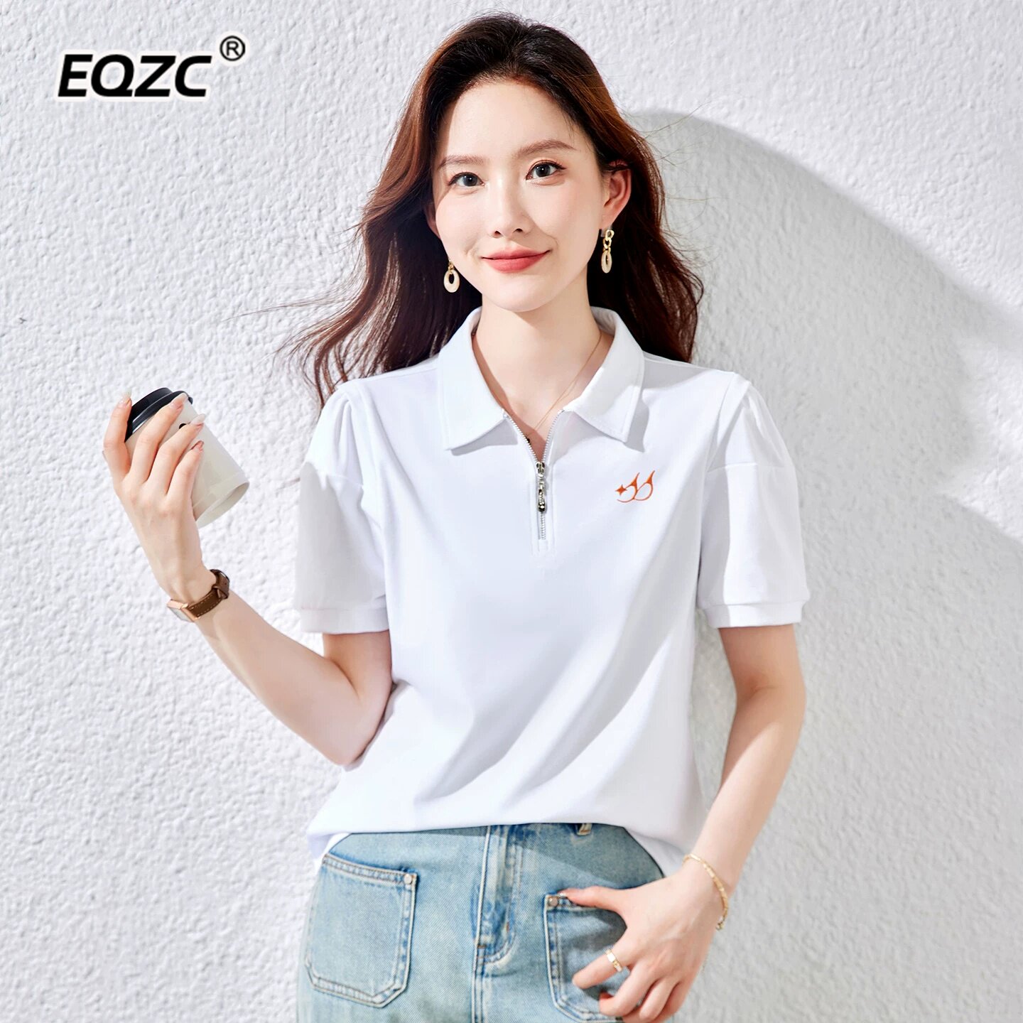 翻领白色短袖T恤女2026新款夏季洋气修身设计感正肩上衣polo衬衫