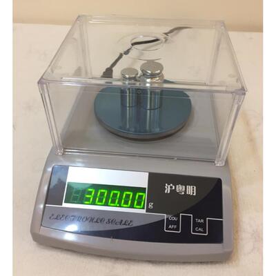 电子天平0.01g210g310g510g1000g2000g沪粤明