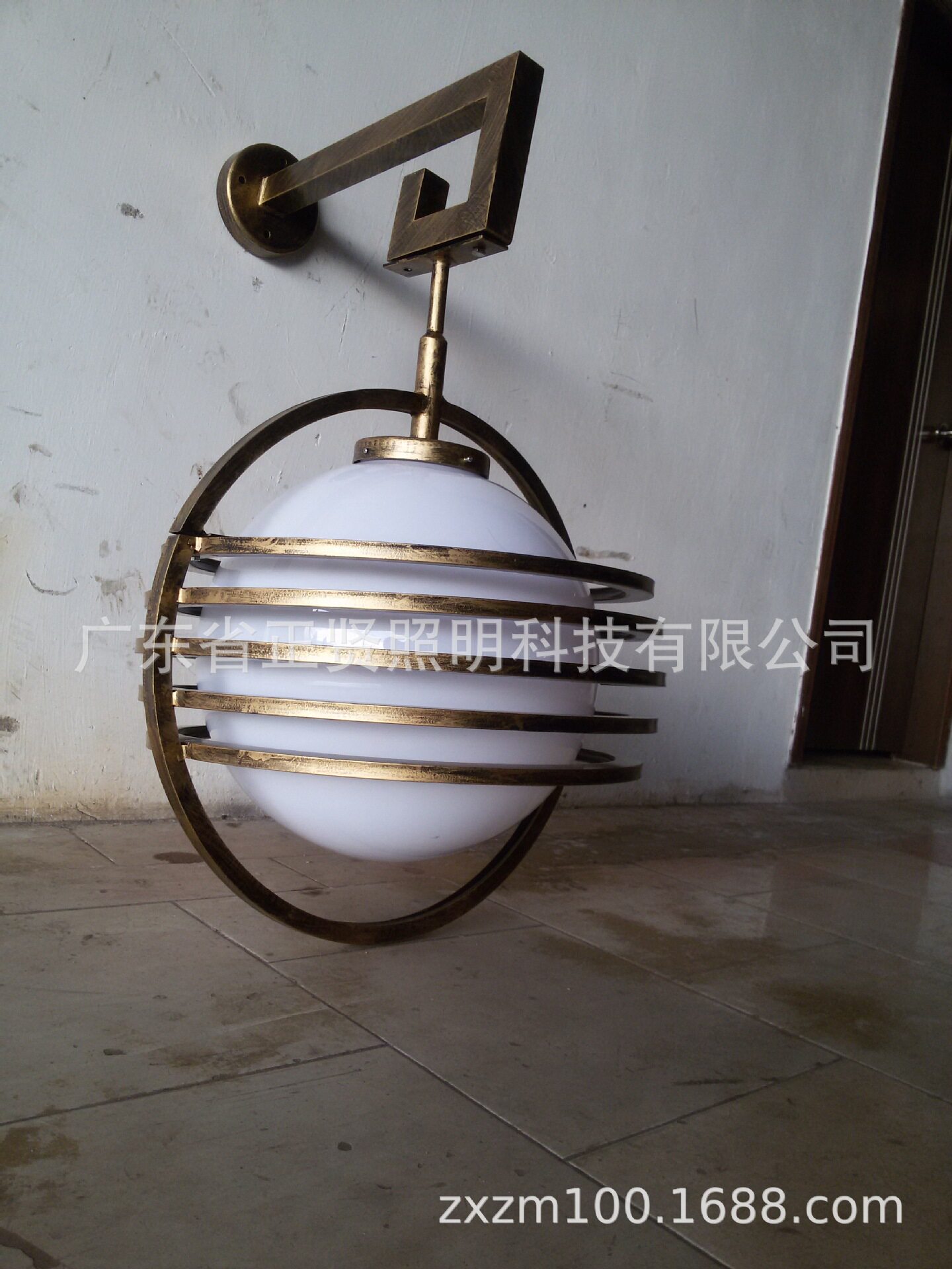 led户外壁灯防水室外墙壁灯圆形室外壁灯扫古铜环形壁灯厂家