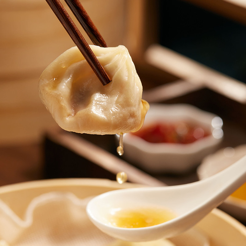 富春小笼汤包扬州特产鲜猪肉蟹黄灌汤包子早餐冷冻面点半成品速食